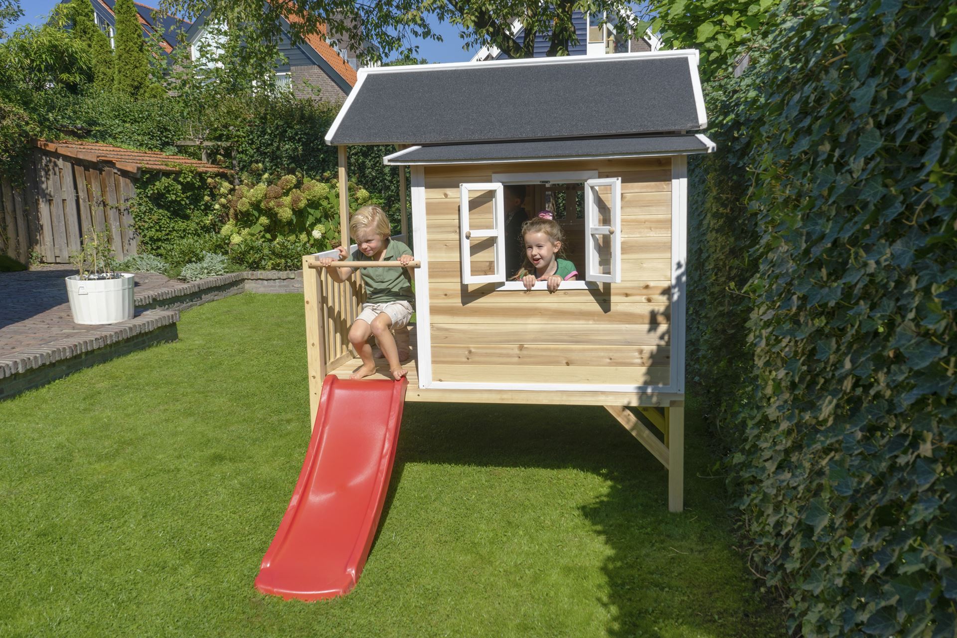 EXIT-Loft-350-houten-speelhuis-naturel