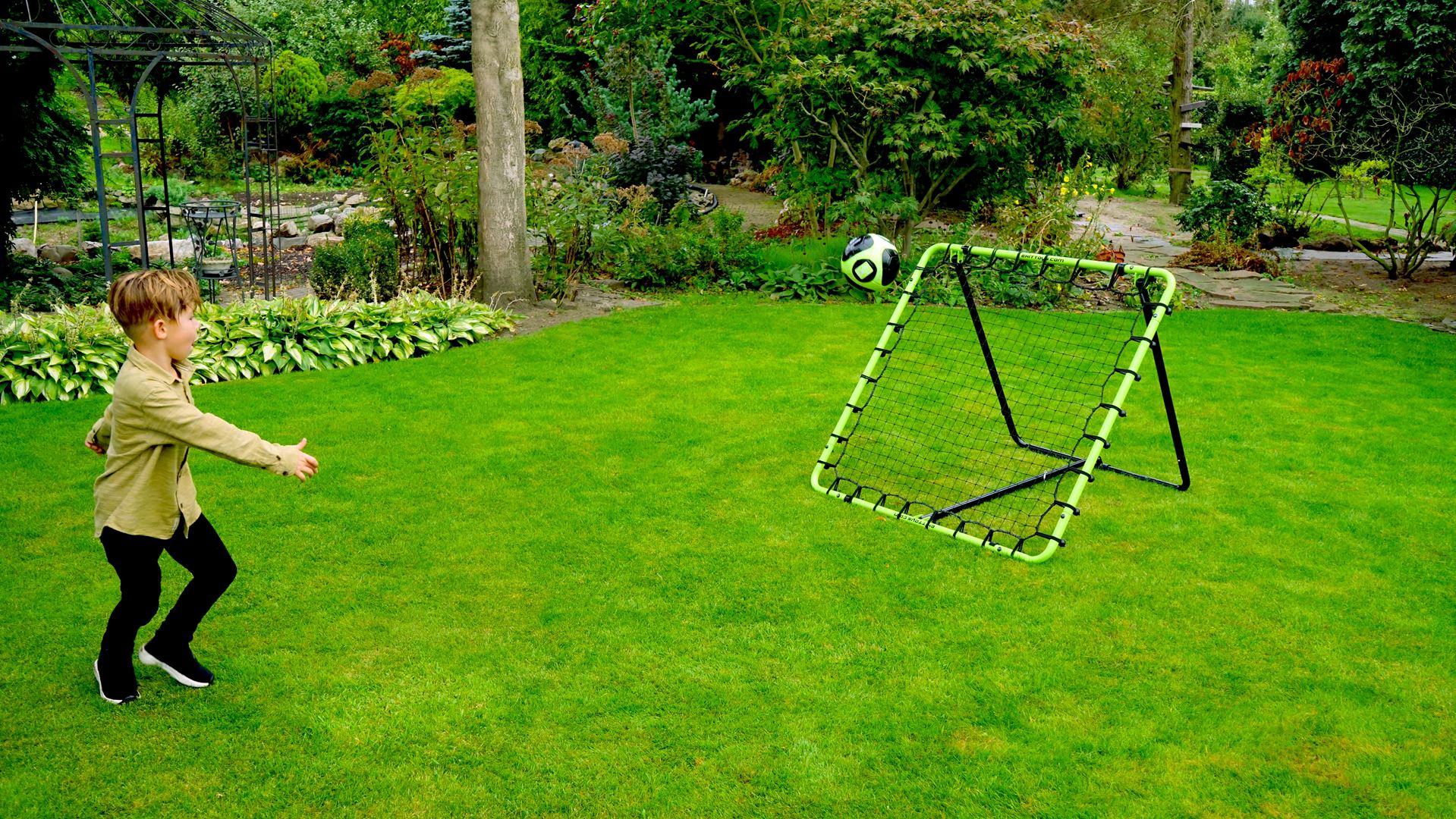 EXIT-Tempo-multisport-rebounder-100x100cm-groen-zwart