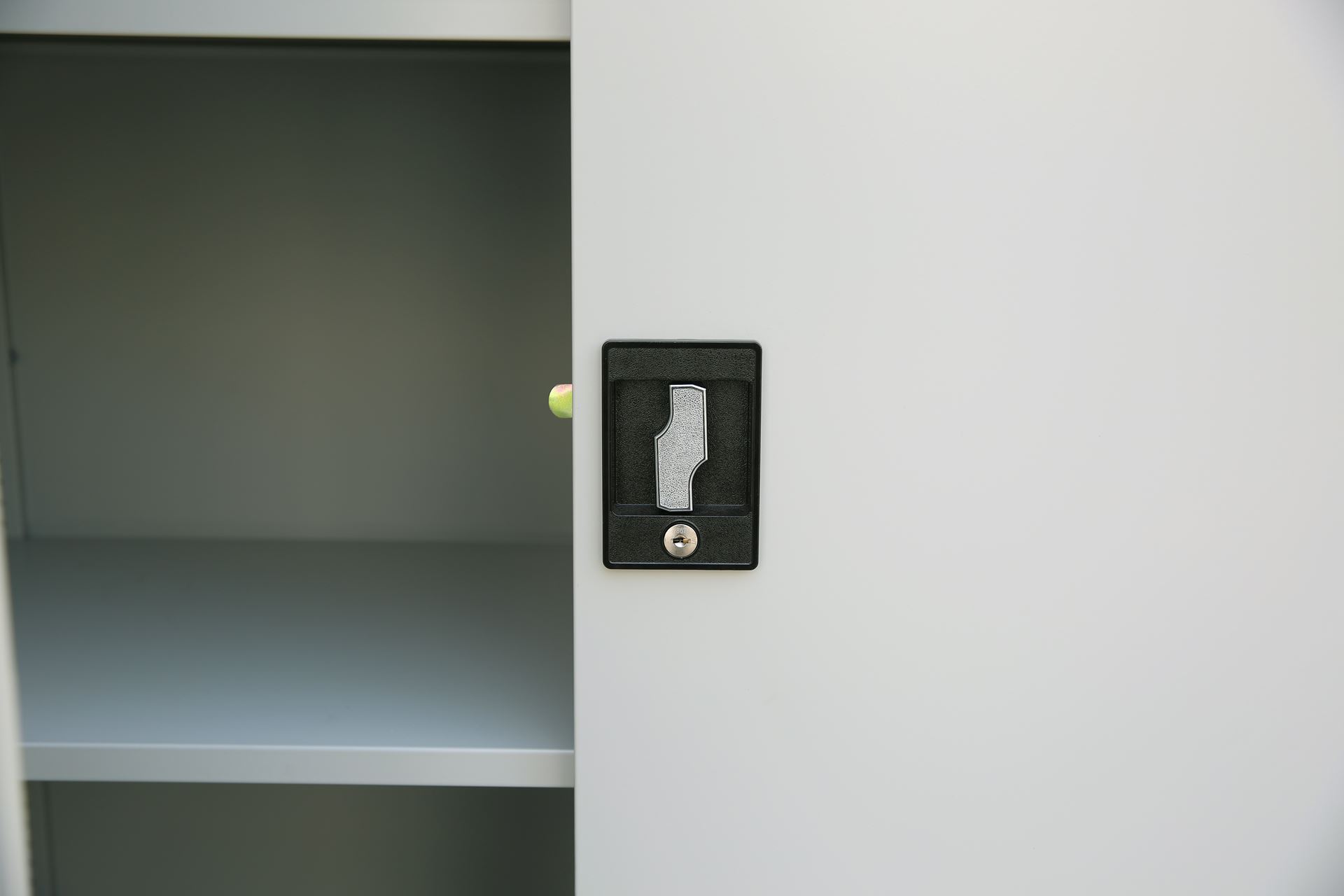 Kast-metaal-194-5x92-5x42cm