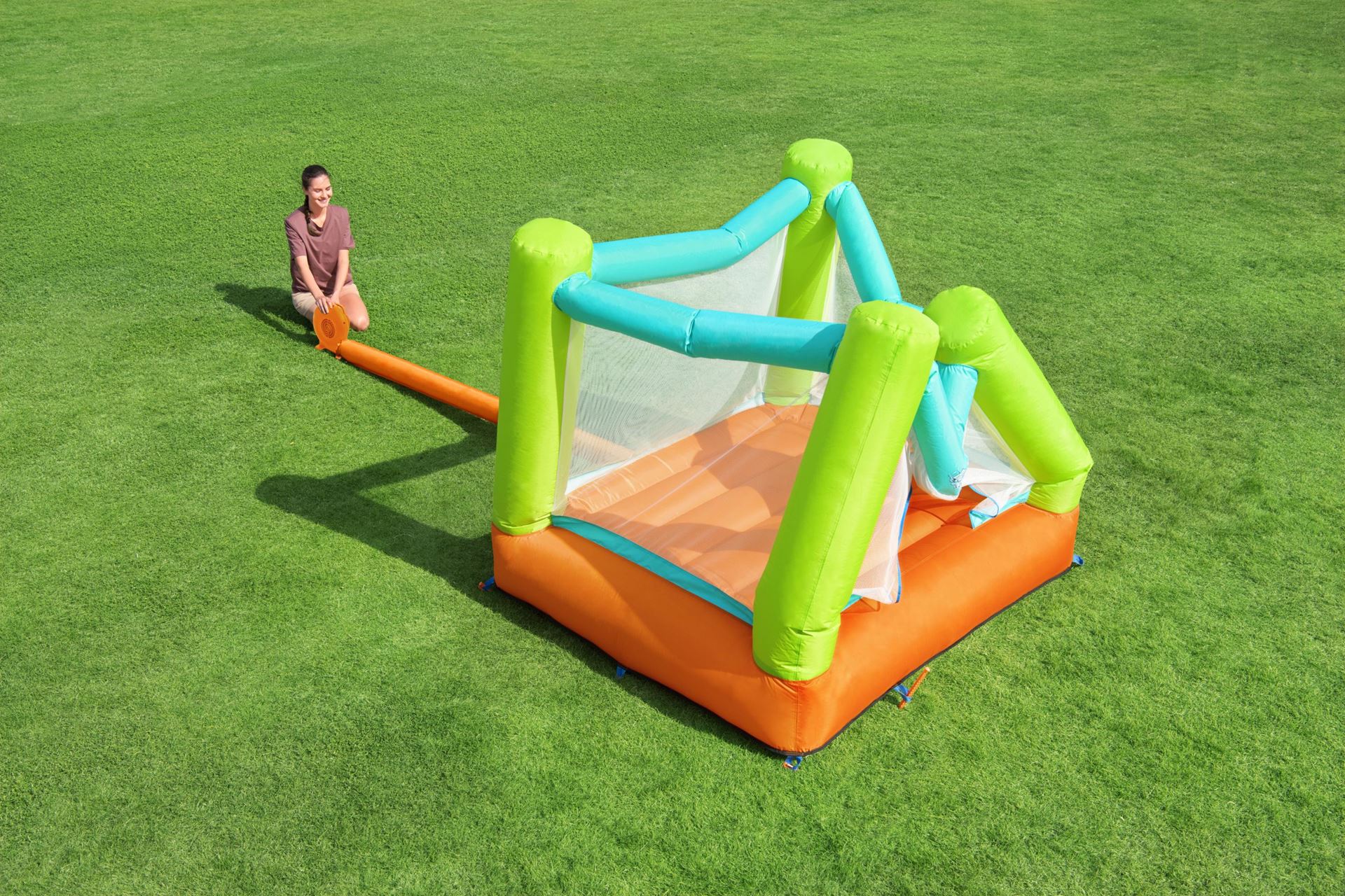 H2OGO-6-4-x-5-9-x-5-7-1-94m-x-1-75m-x-1-70m-JUMP-AND-SOAR-BOUNCER