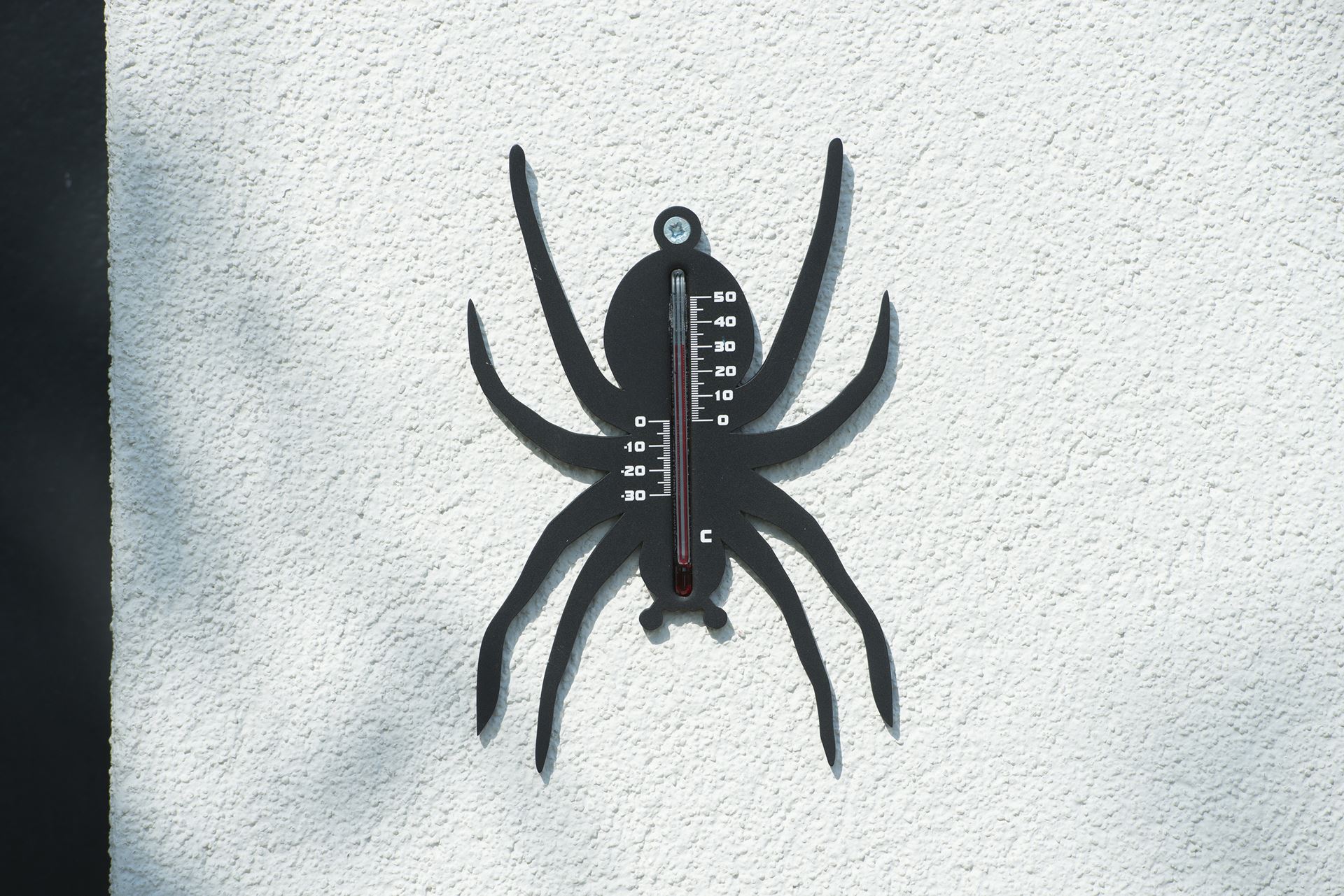 Muurthermometer-kunststof-zwart-spin-15x10x0-3cm