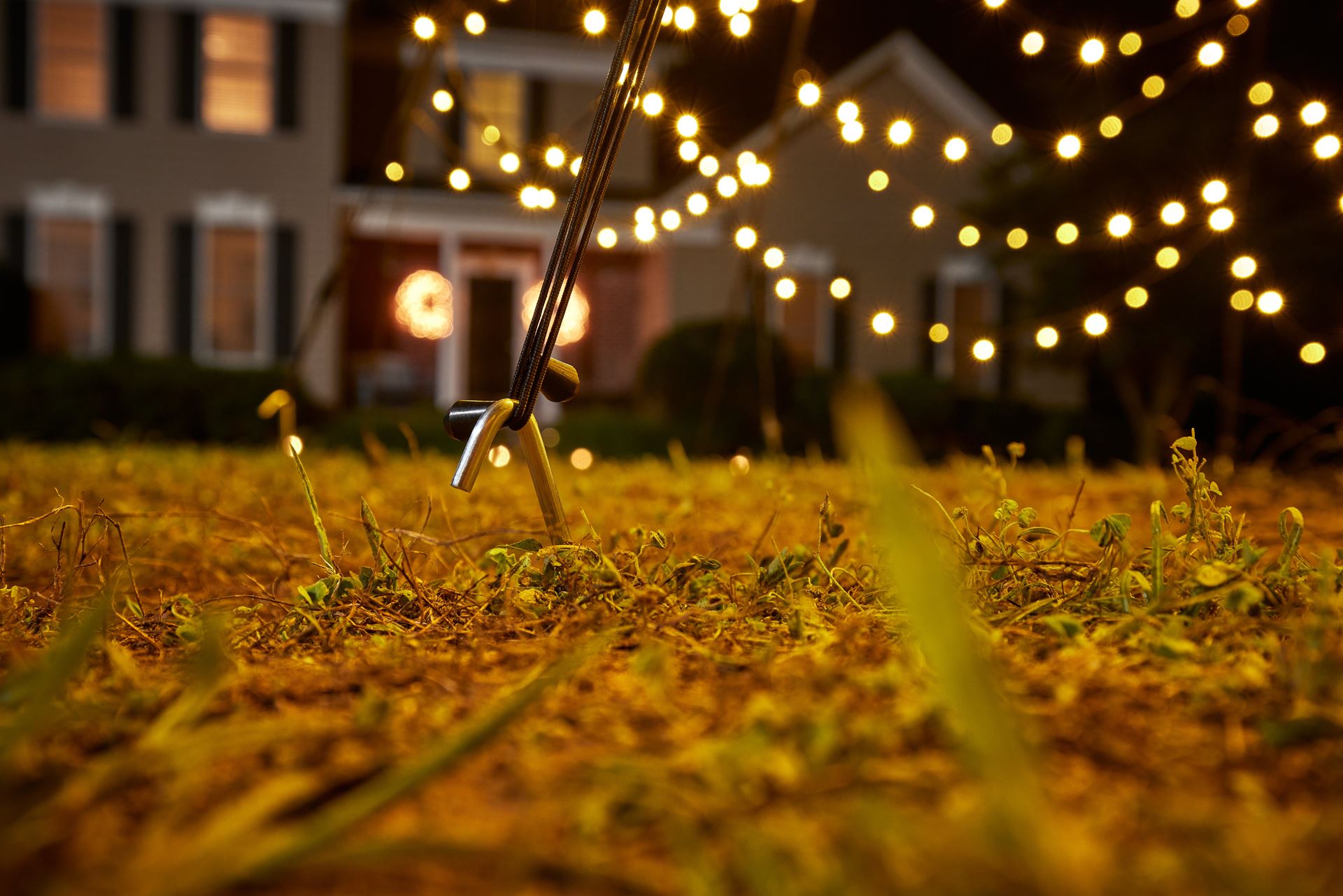Fairybell-kerstverlichting-kerstboom-10M-hoog-4000-LED-lampjes-in-warmwitte-kleur