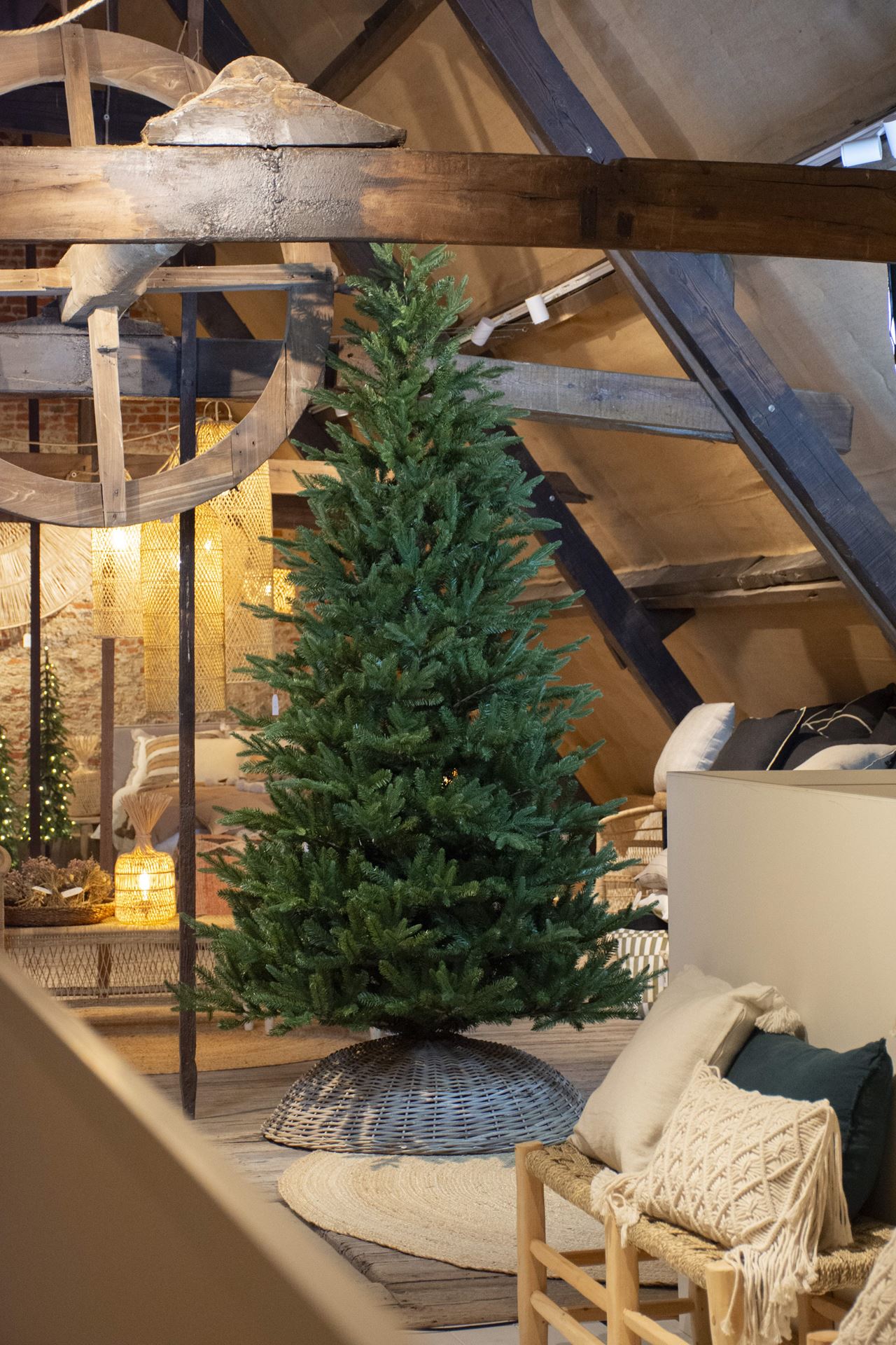 Minnesota-PE-Hinged-Tree-274cm