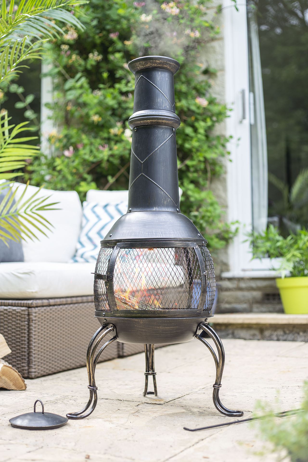 vuurschaal-Leon-Mesh-Steel-Chimenea-Large