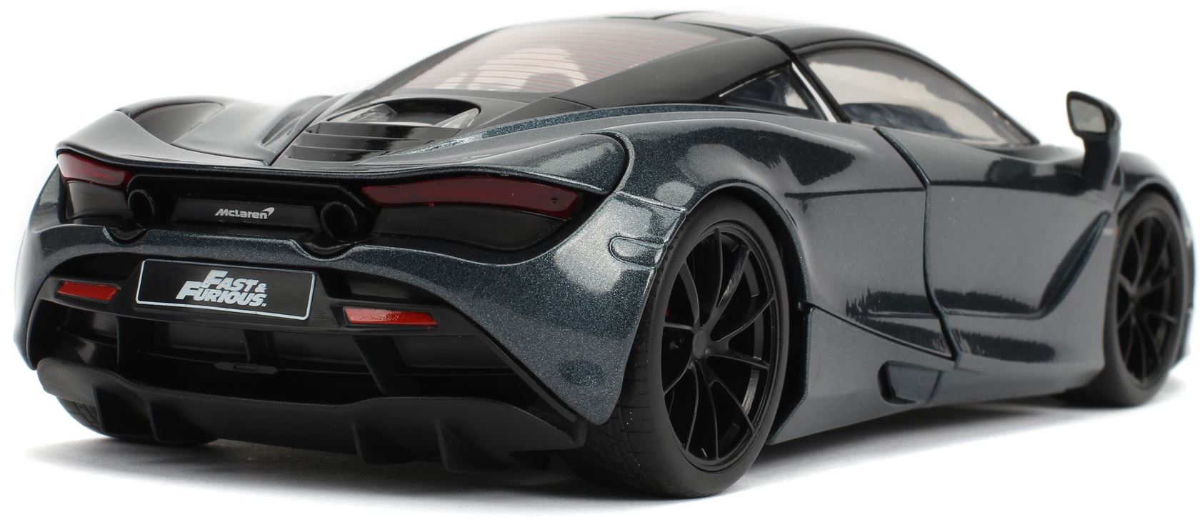 Fast-Furious-Shaw-s-McLaren-720S-1-24