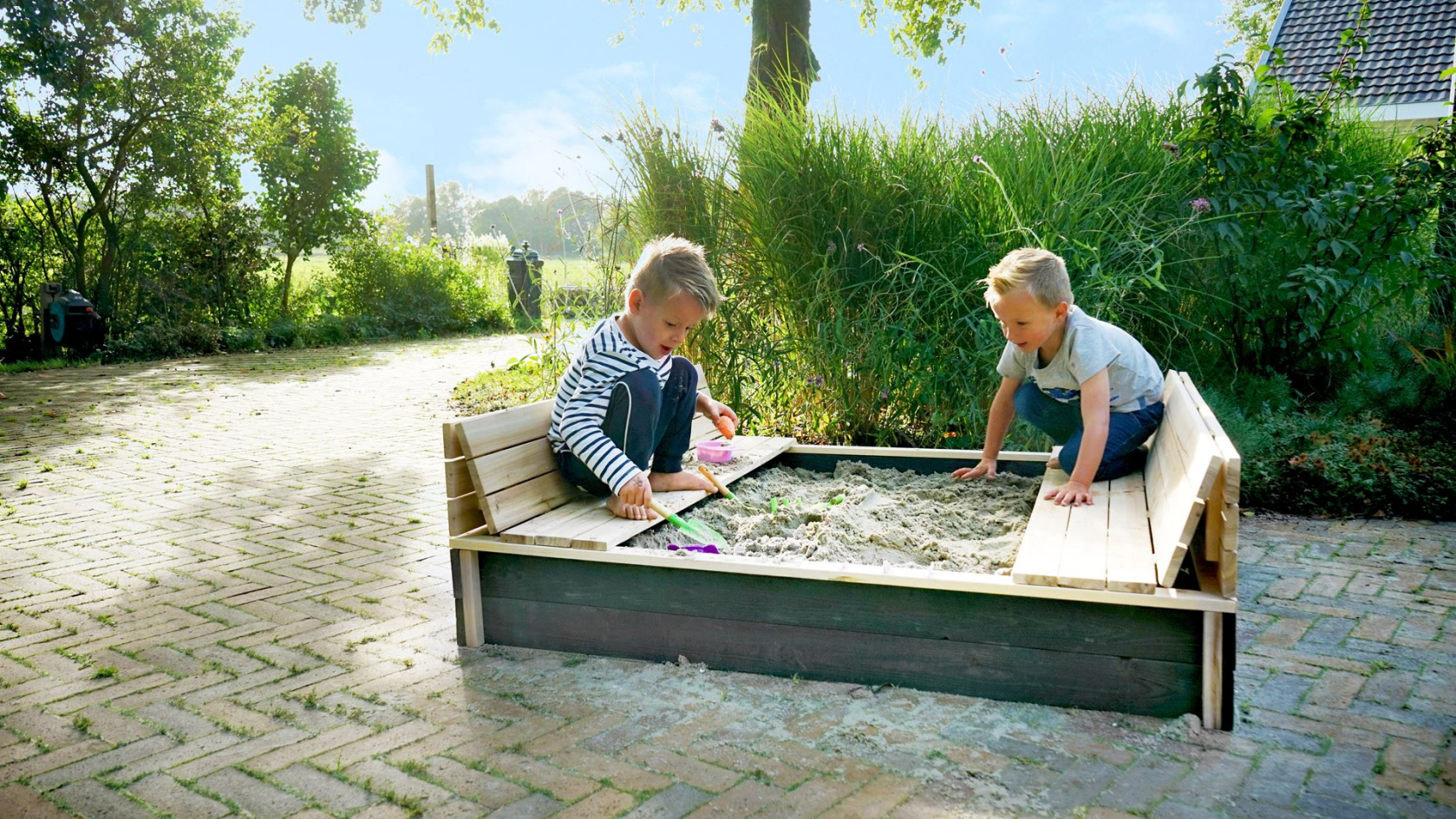 EXIT Aksent wooden sandbox 136x132cm