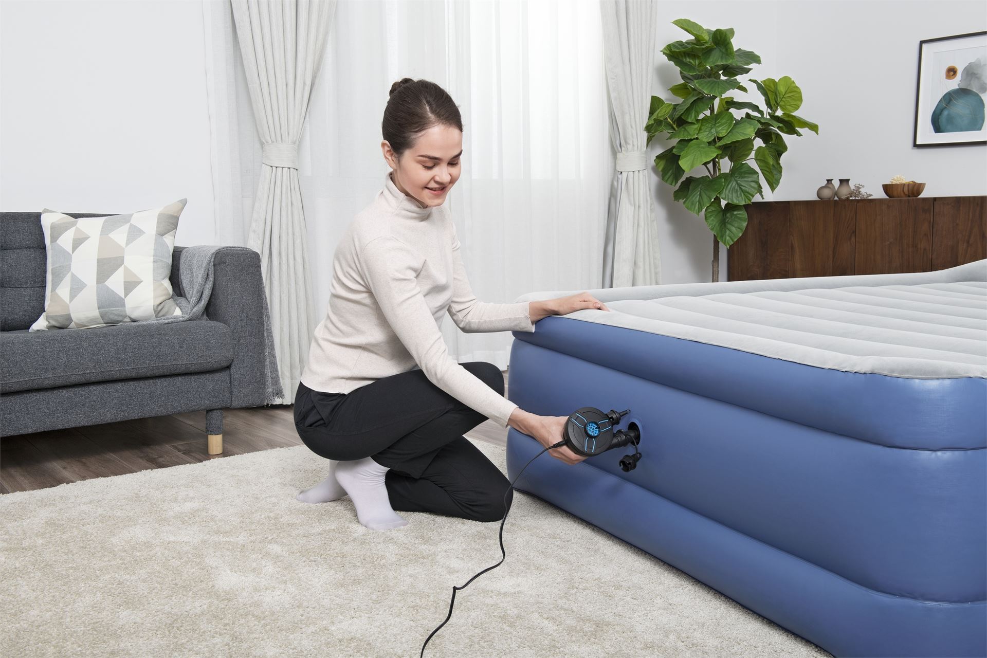 Pompe à air électrique Bestway 'Powertouch' - Convient pour les matelas pneumatiques, les jouets gonflables, les bateaux, ... - 0,03 bar Bestway-PowerTouch-AC-DC-Electric-Air-Pump