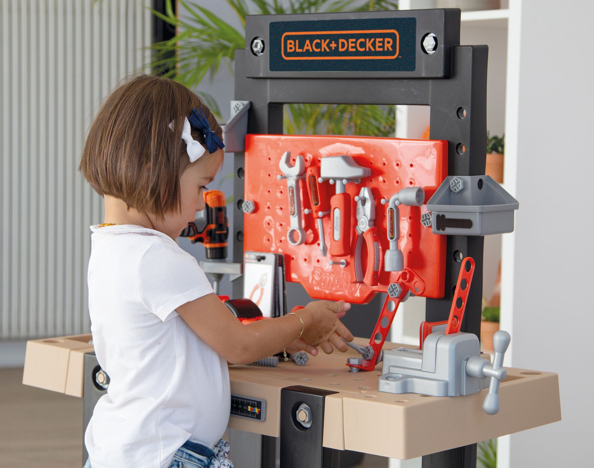 Smoby black and decker tool bench online