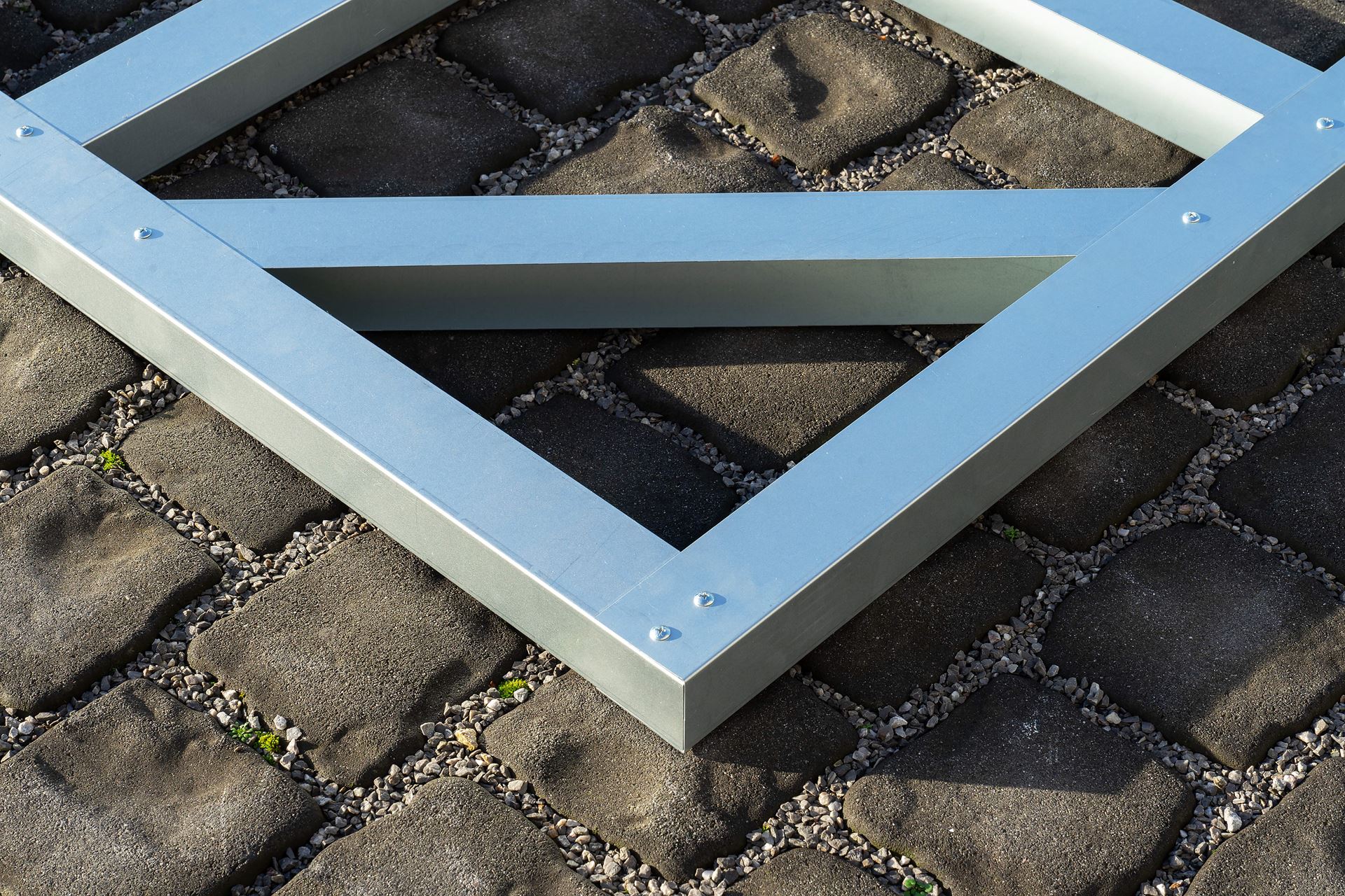 Fundering-Globel-5x8-Voor-tuinberging-Aanbouw-tuinberging-LeanTo58-H178-anthrazit-H-cm