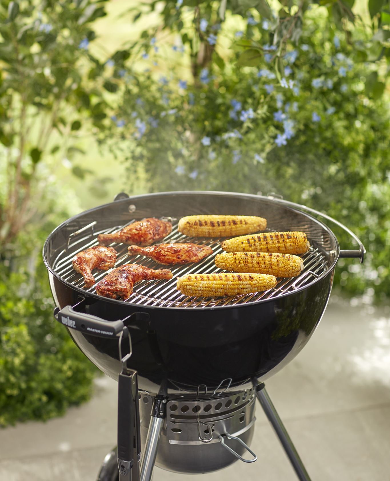 Weber GBS Grill grates suitable for 57 cm charcoal barbecues Weber-GBS-Grillroosters-geschikt-voor-57-cm-houtskoolbarbecues