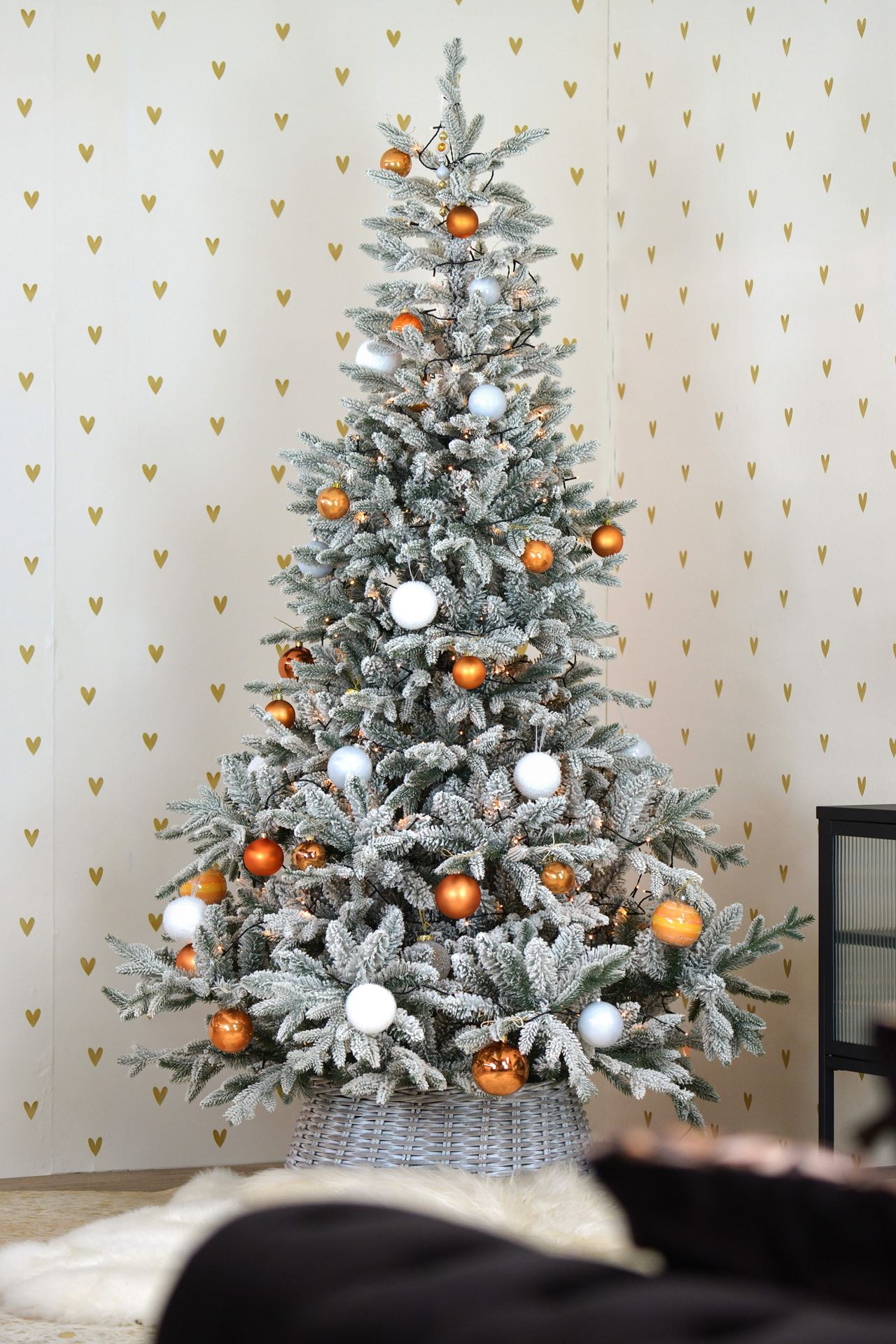 Kingston-Flocked-Hinged-210cm