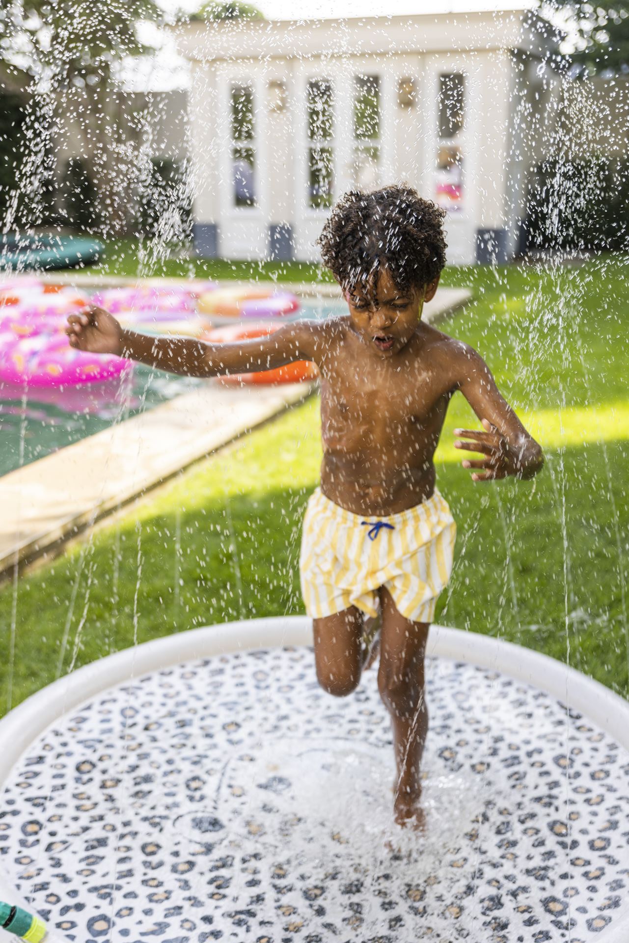 Sprinkler-mat-met-luipaarmotief