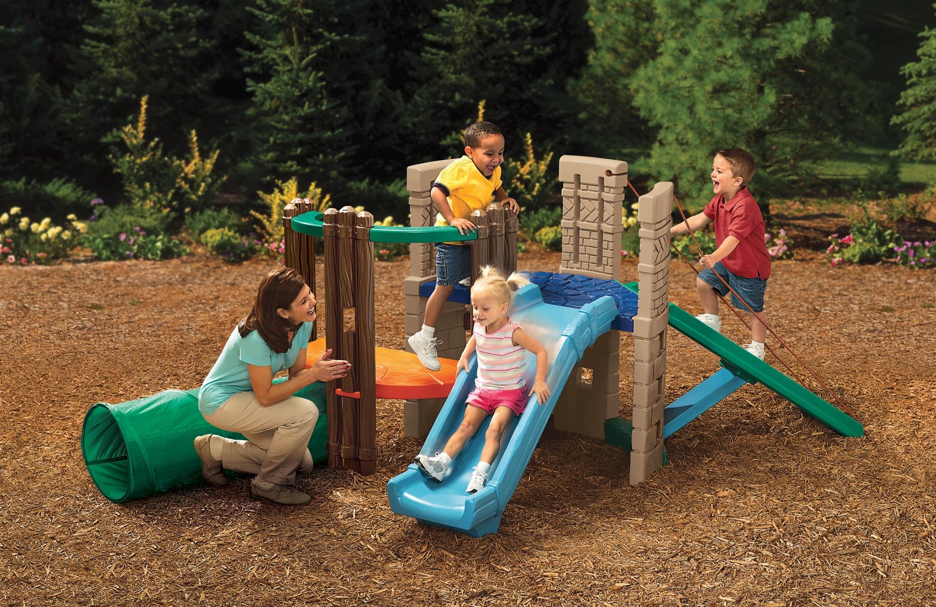 Little-Tikes-klimtoren-met-glijbaan-en-speeltunnel-Evergreen-