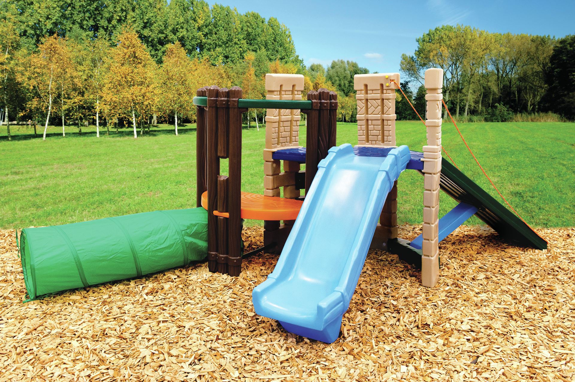 Little-Tikes-klimtoren-met-glijbaan-en-speeltunnel-Evergreen-