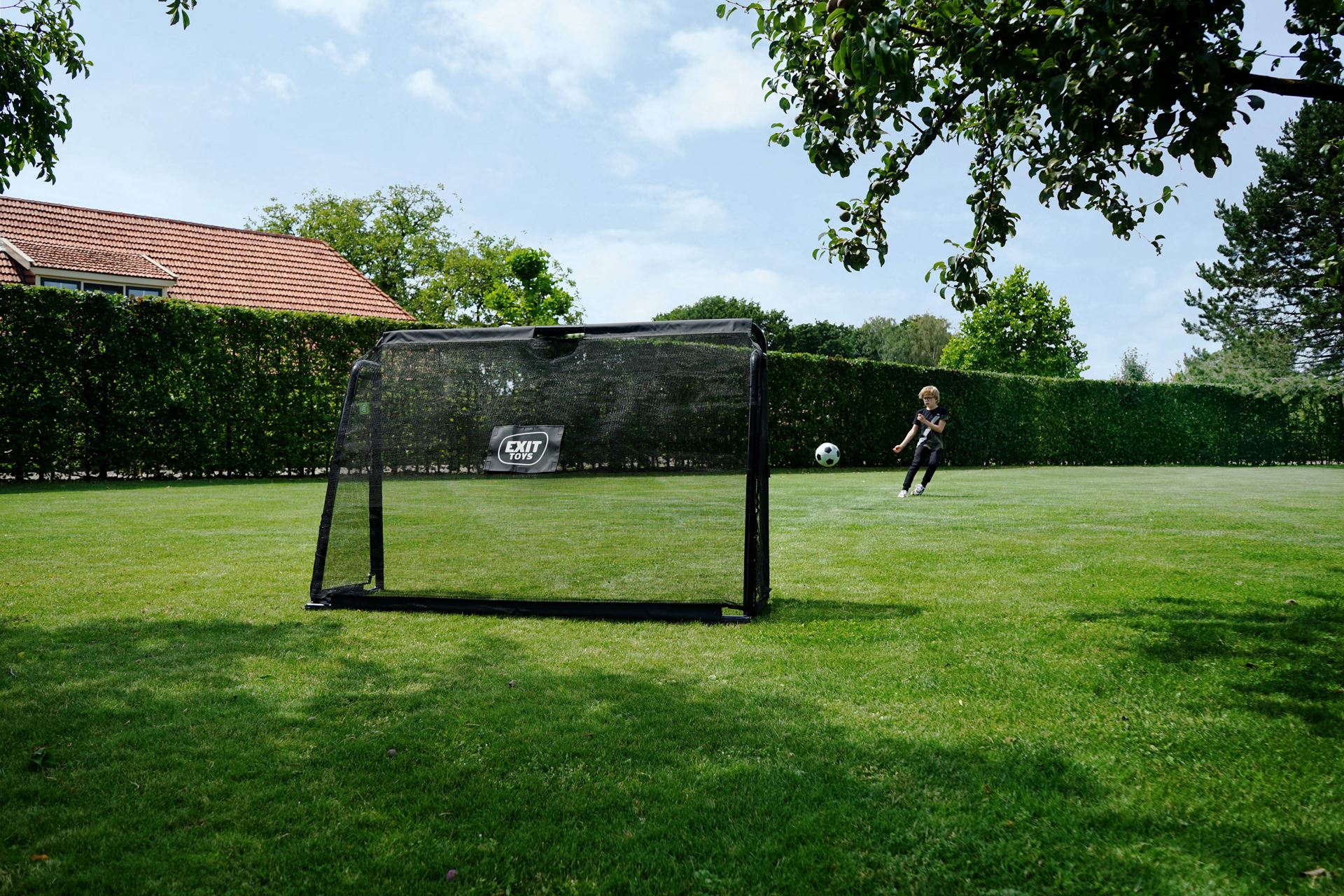 EXIT-Maestro-stalen-voetbaldoel-180x120cm-zwart