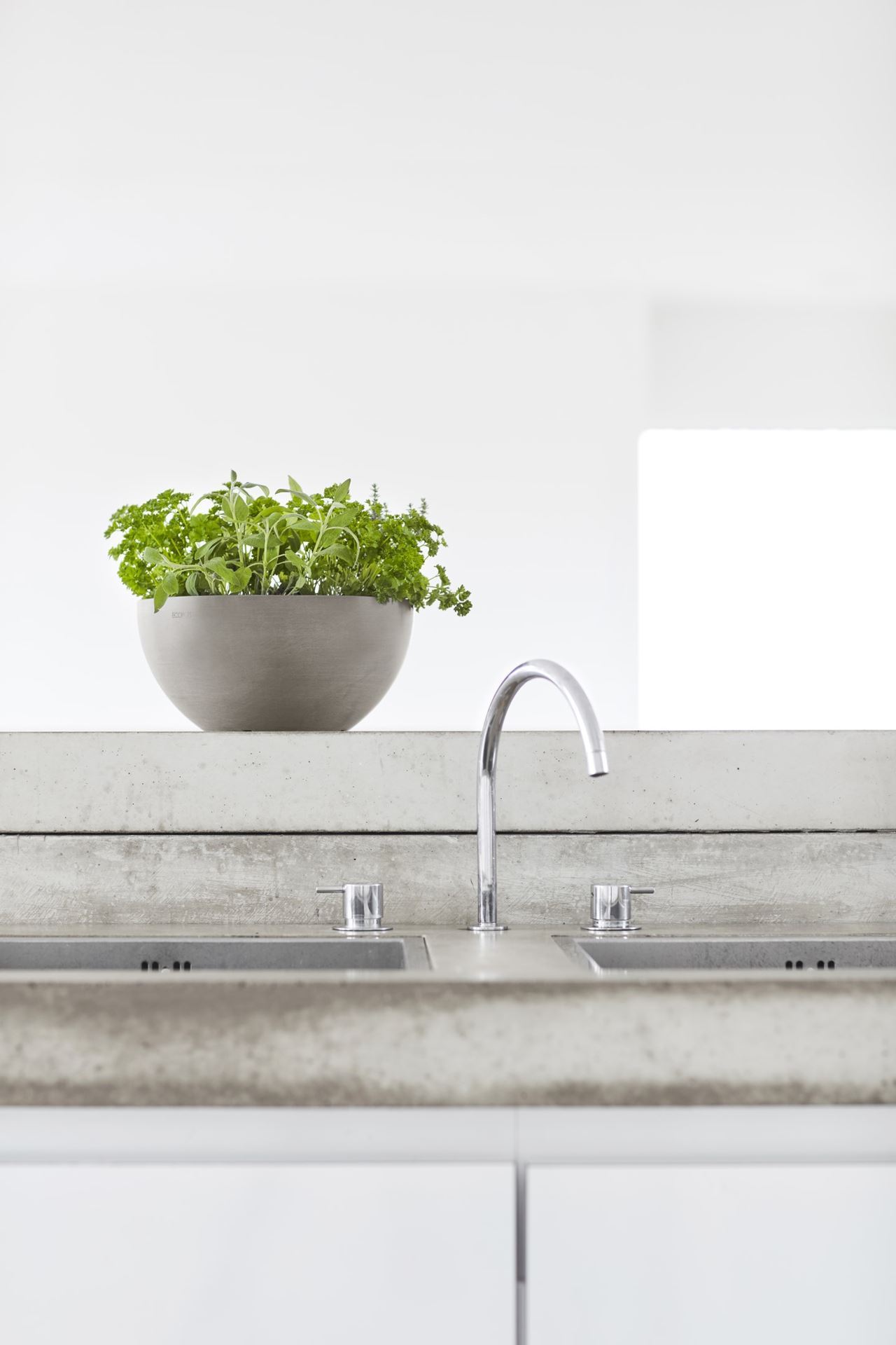 Ecopots-brussels-taupe-25-cm-H12-cm