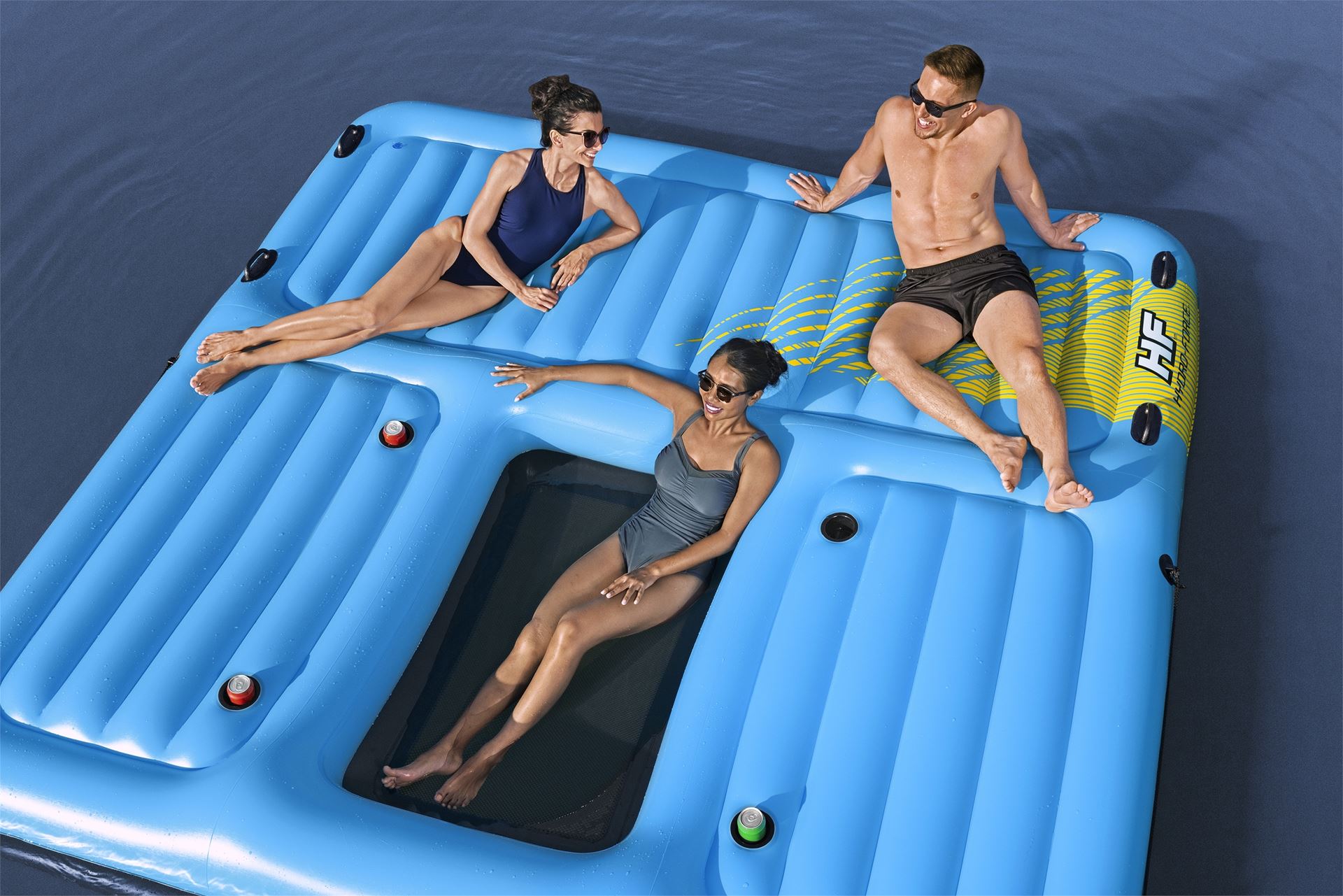 Bestway inflatable water slide with XL air mattress 'Summer Slide' - suitable for 5 people - L365 x B295 x H77 cm Hydro-force-mega-luchtbed-5-personen-met-slide-376x311cm