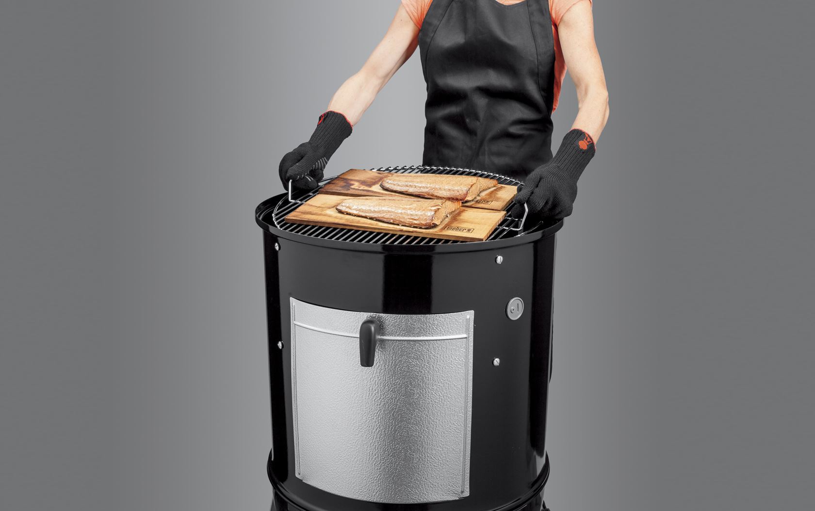 Smokey-Mountain-Cooker-57cm-Black