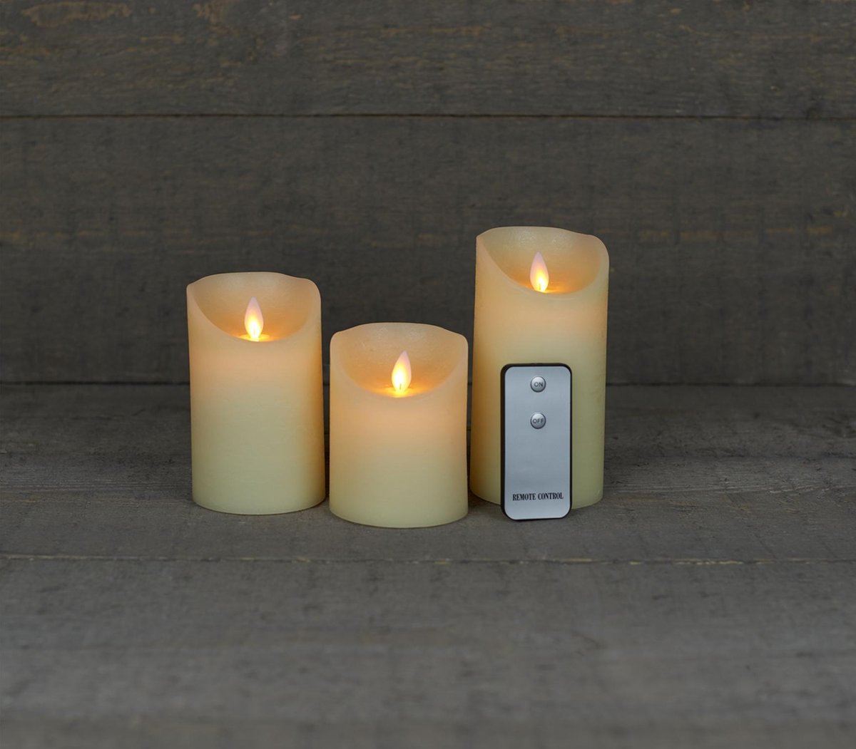 Kaars-Rustiek-3stuks-vlameffect-ivoor