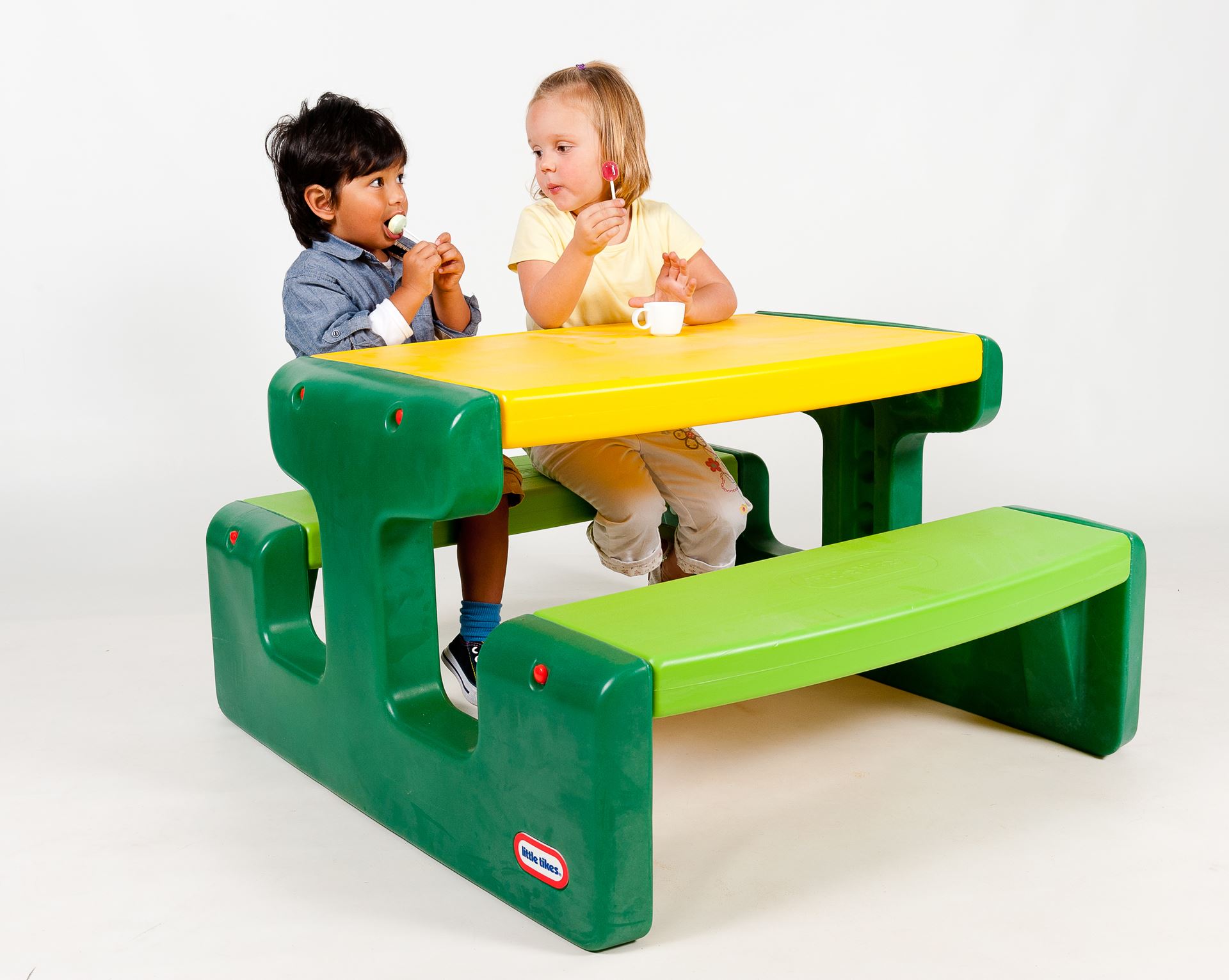 Little-Tikes-grote-kids-speeltafel-Evergreen-large-Groen-zand-kleur-6-kids