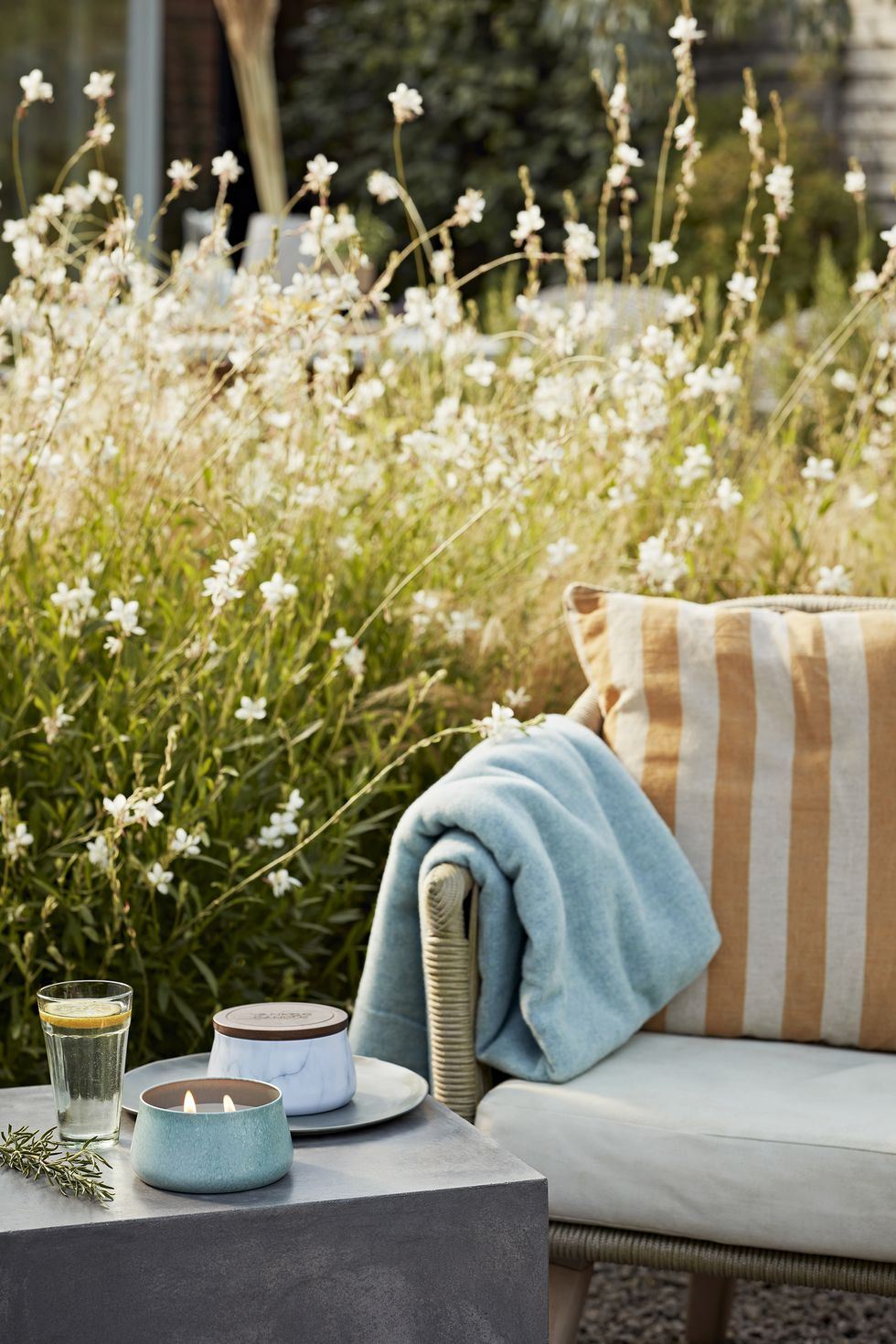 YC-Sparkling-Lemongrass-Outdoor-Candle