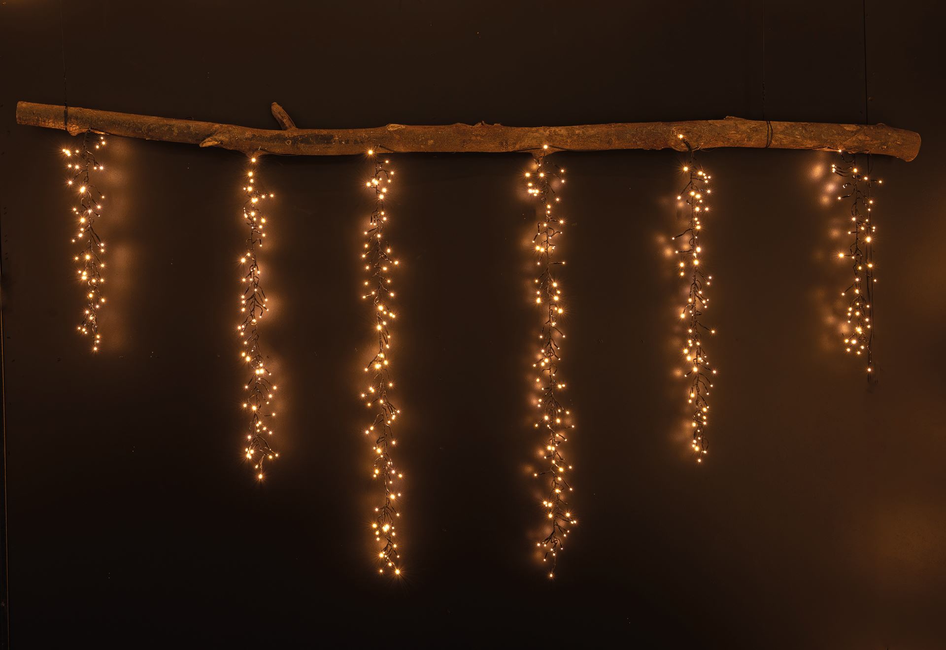 Cascade-cluster-432Led-48cm-classic-warm