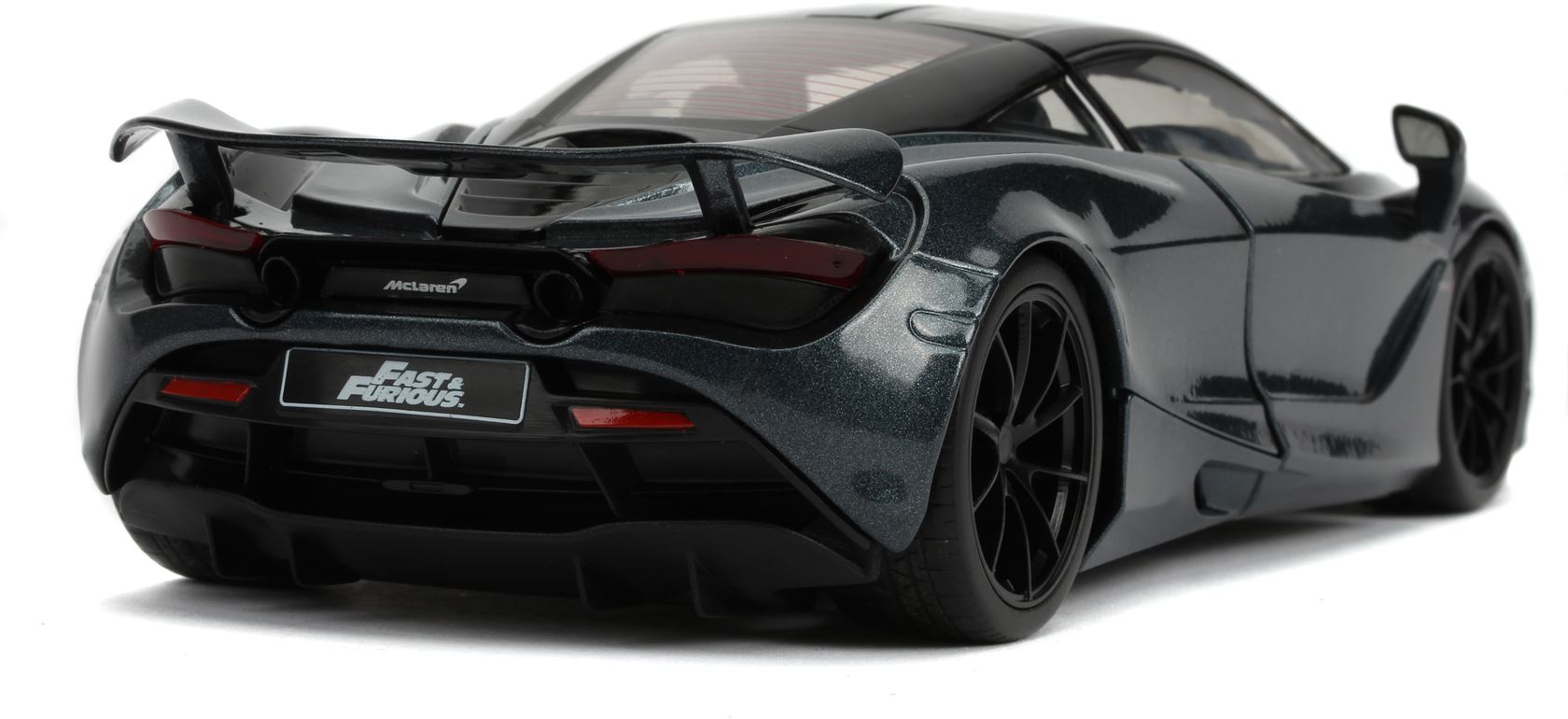 Fast-Furious-Shaw-s-McLaren-720S-1-24