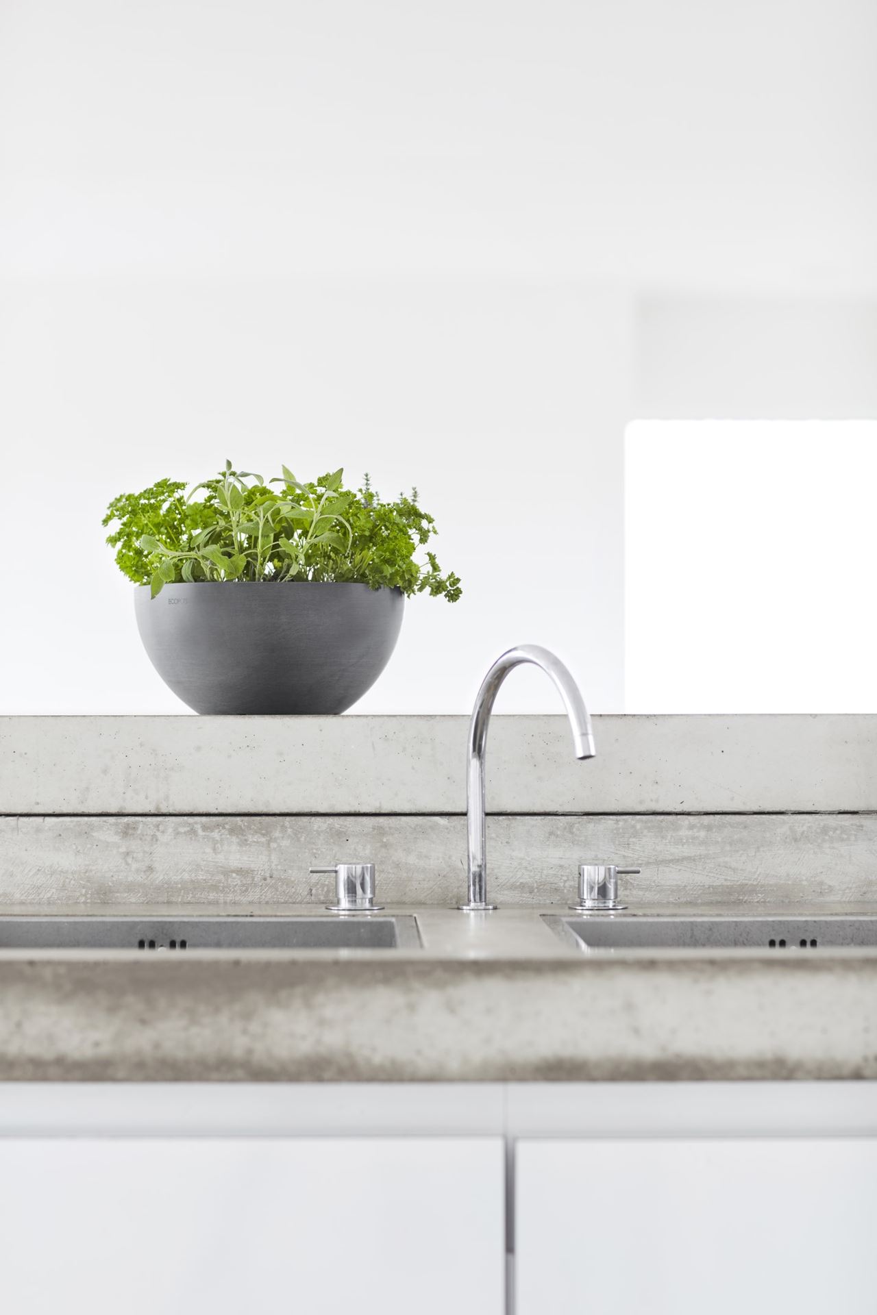 Ecopots-brussels-grey-25-cm-H12-cm