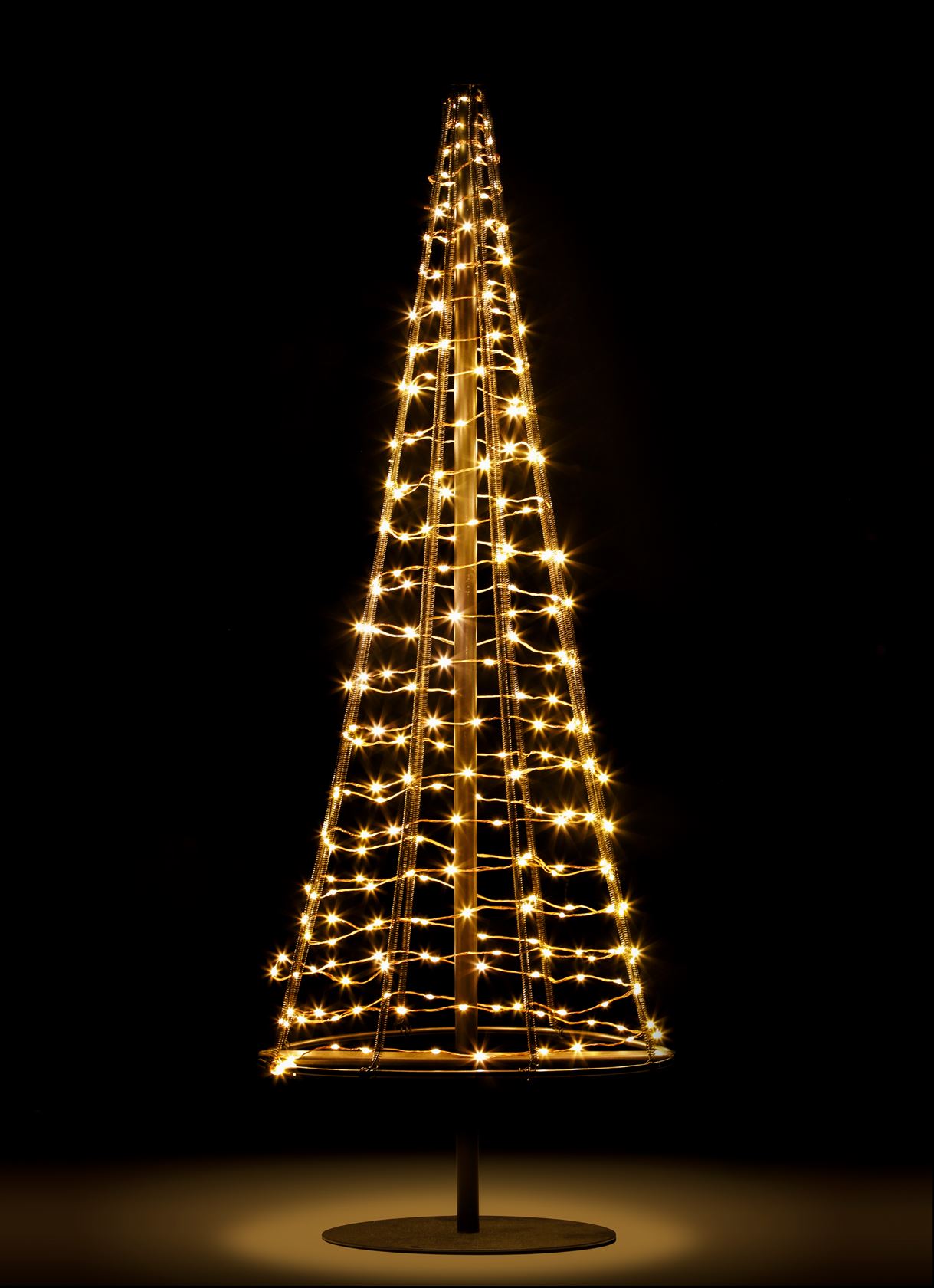 Christmas-United-Santa-s-tree-XXL-100-cm-met-250-warmwitte-ledlampjes-koper-
