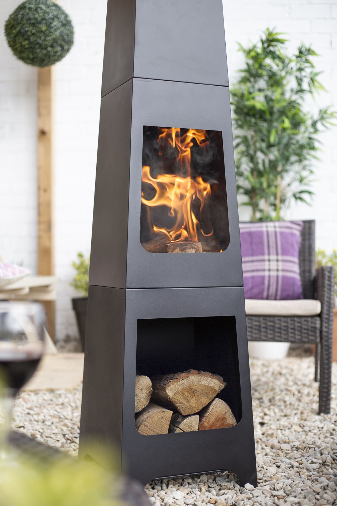 vuurschaal-Malmo-Steel-Chimenea-w-Log-Store-150cm