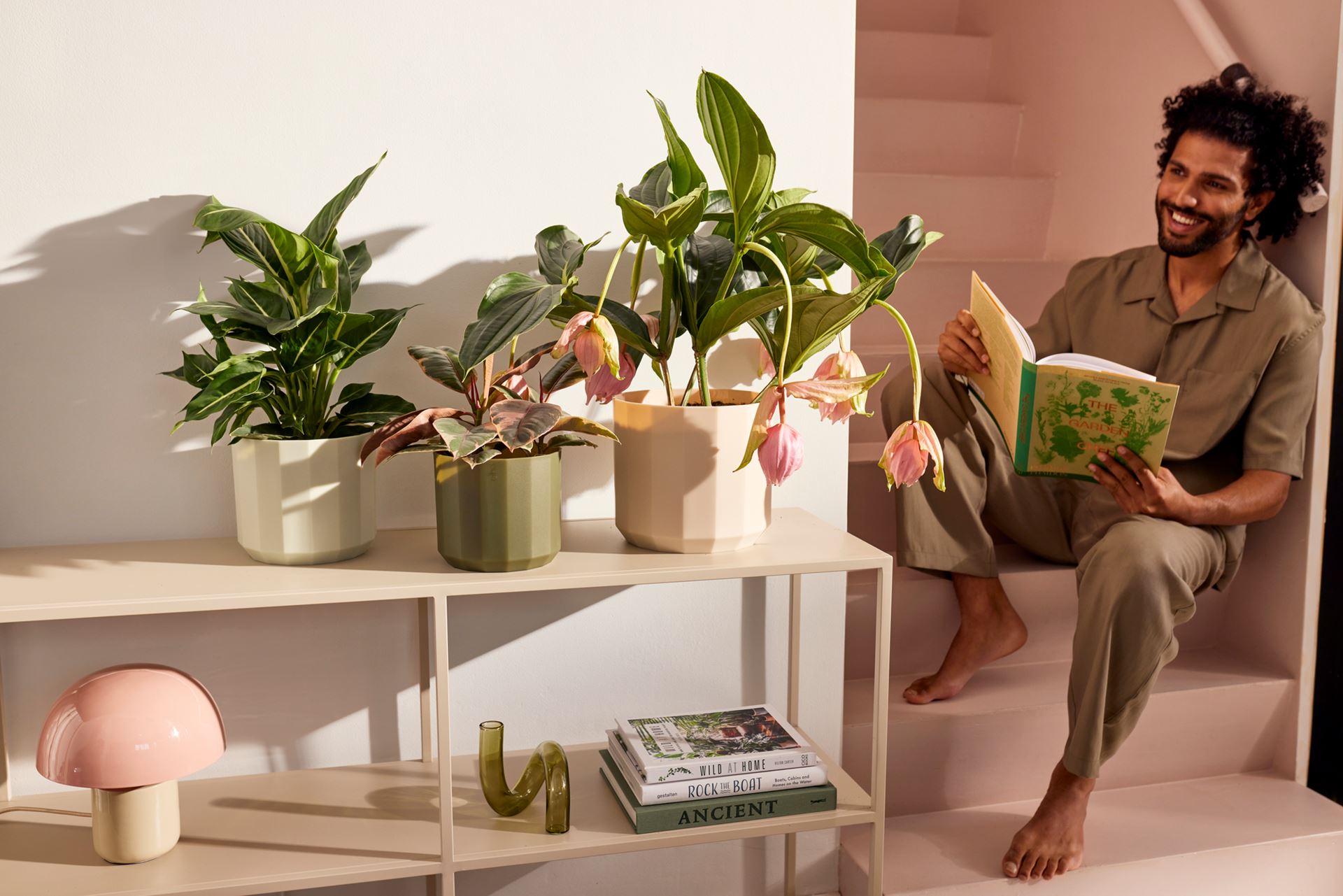 Elho-facet-rond-26cm-thee-groen-Bloempot-voor-Binnen-100-Gerecycled-Plastic-26x-H23cm