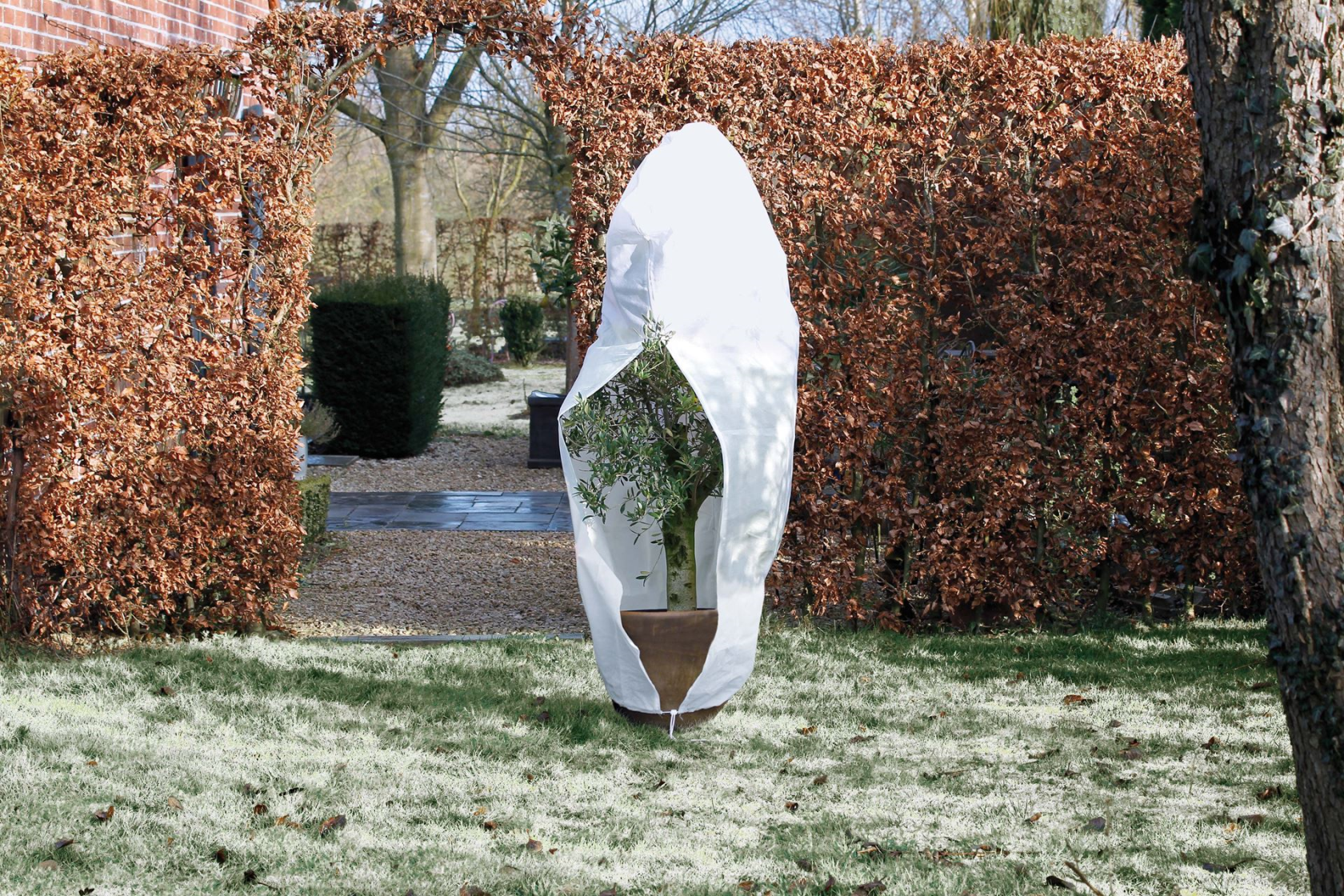 Nature winter cover - 300x Ø250cm 70g/m² - white with cord and with zipper