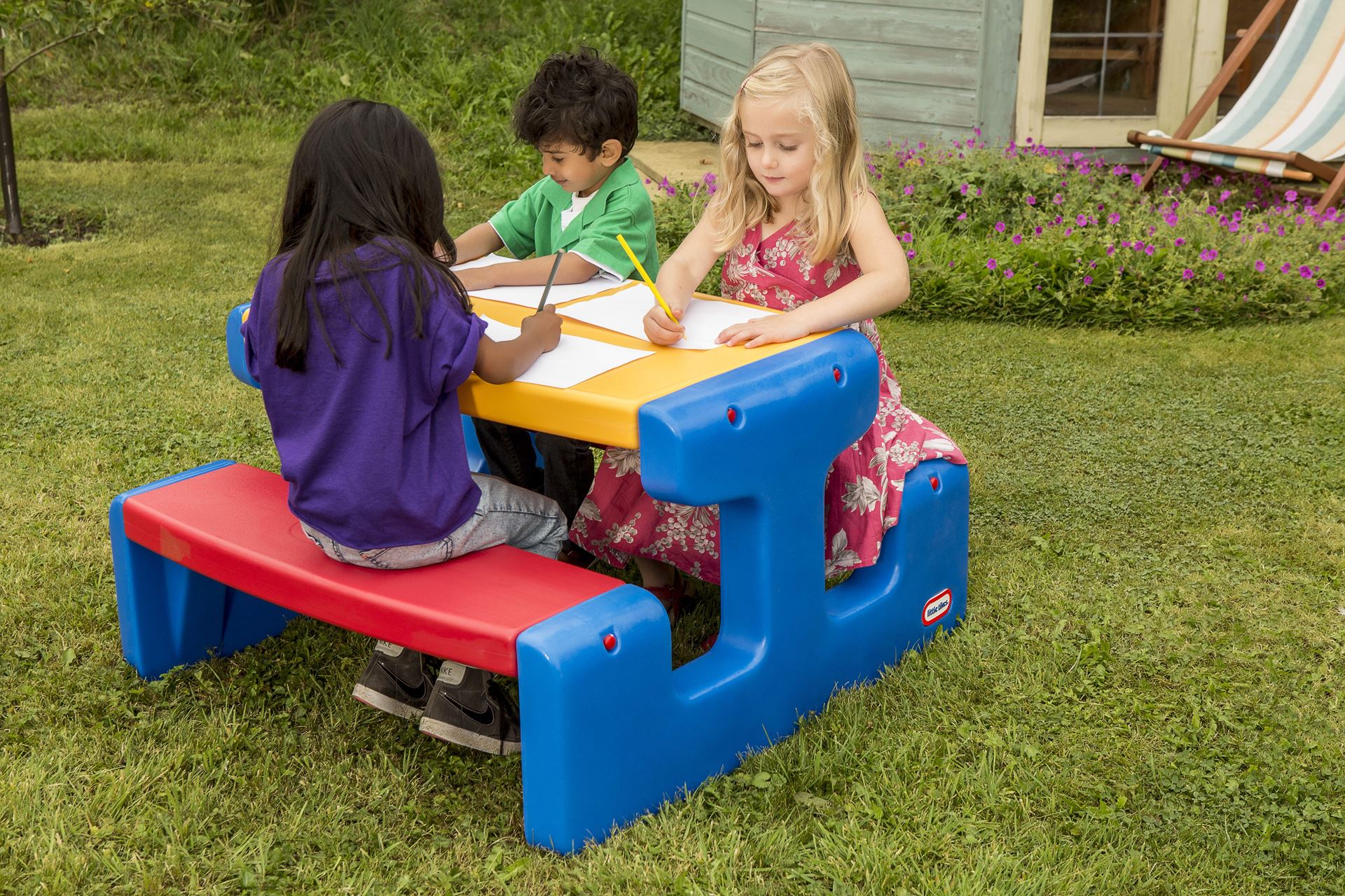 Little-Tikes-grote-kids-speeltafel-Primary-6-kids