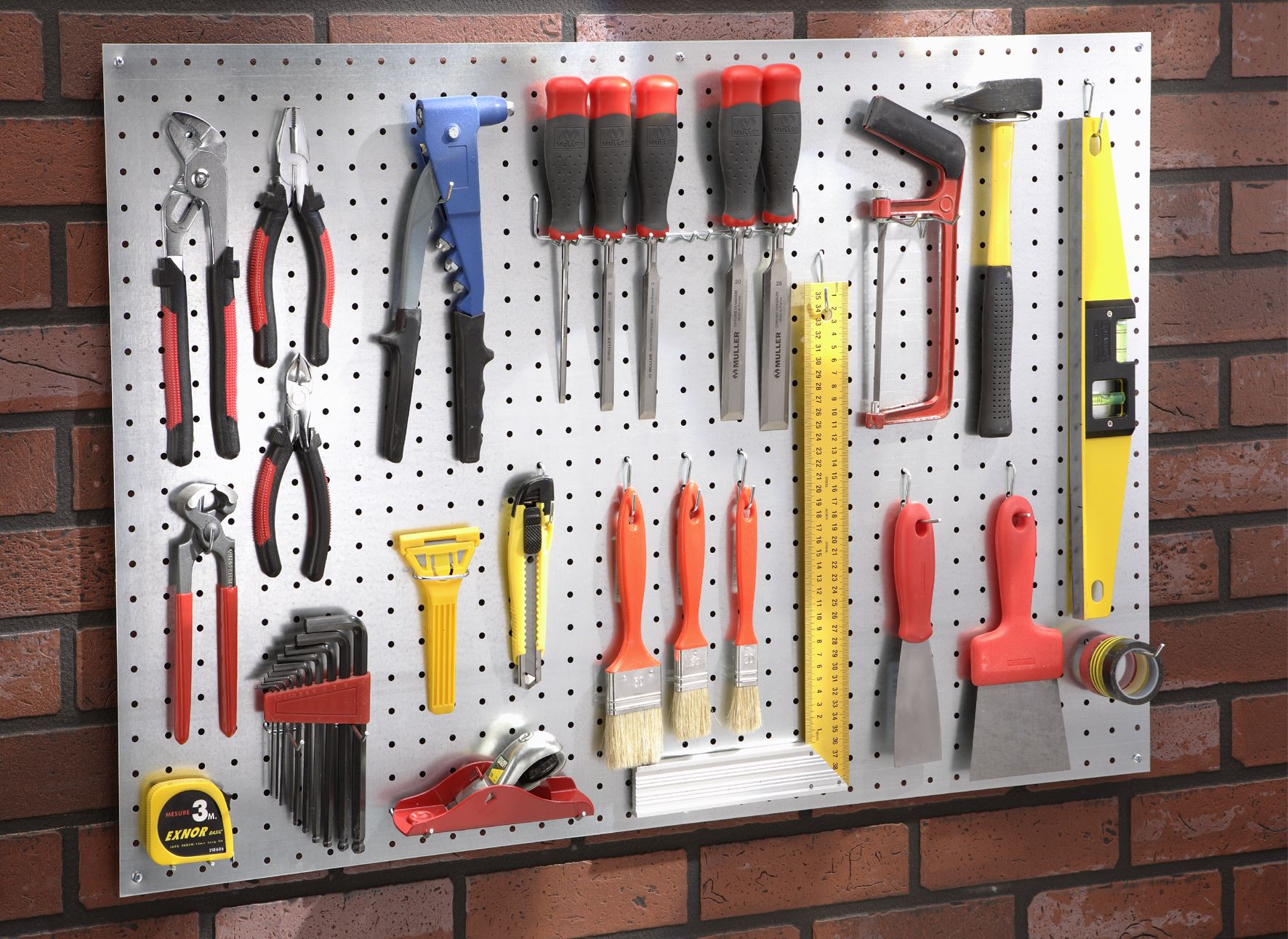 Geperf-Plaat-metaal-60x90cm-41-haken
