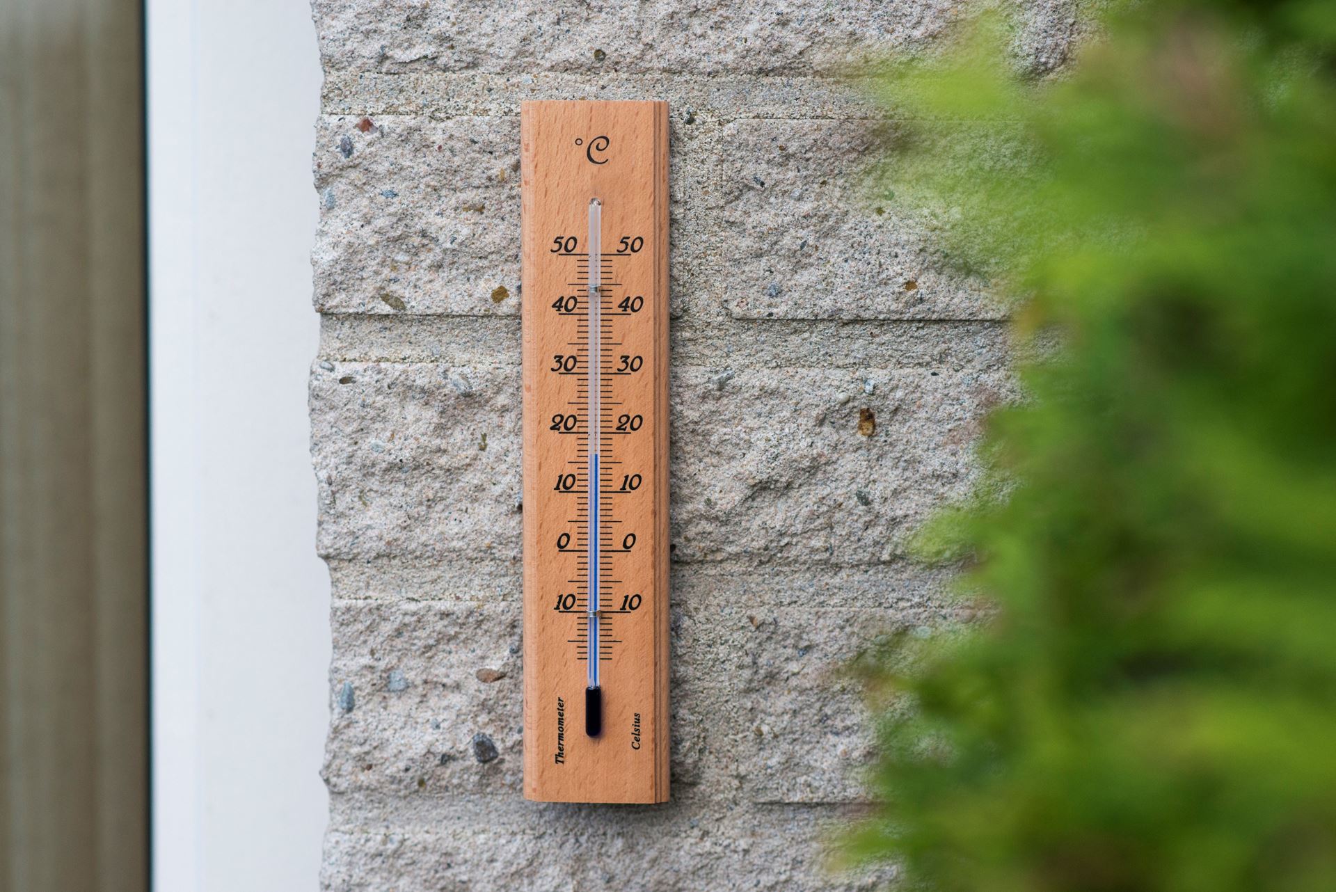 Muurthermometer-hout-H19x4x1cm