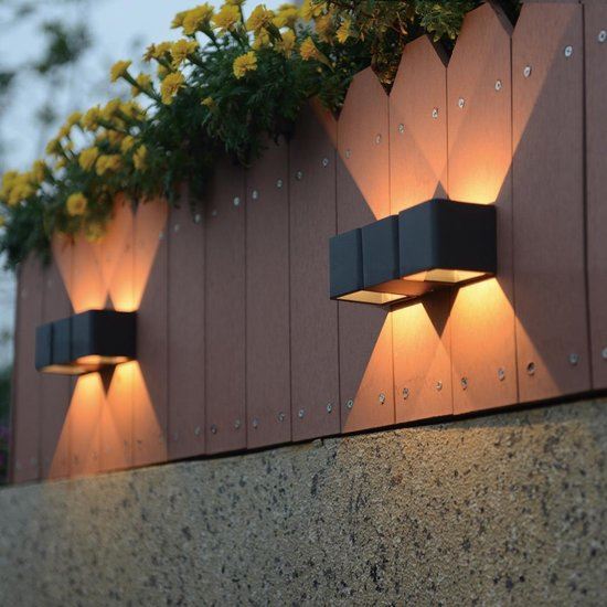 Wandarmatuur-Lissabon-voor-buiten-LED-2x3W