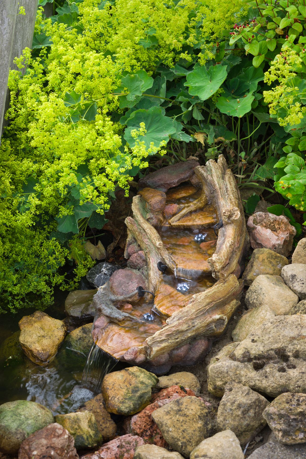 REVETON-bocht-rechts-waterval-polyresin-900l-h-transparante-slang-13-mm-x-3-m-3x-1x8-leds-wit-kleur-