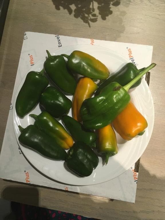 ripening without banana on plate on the table