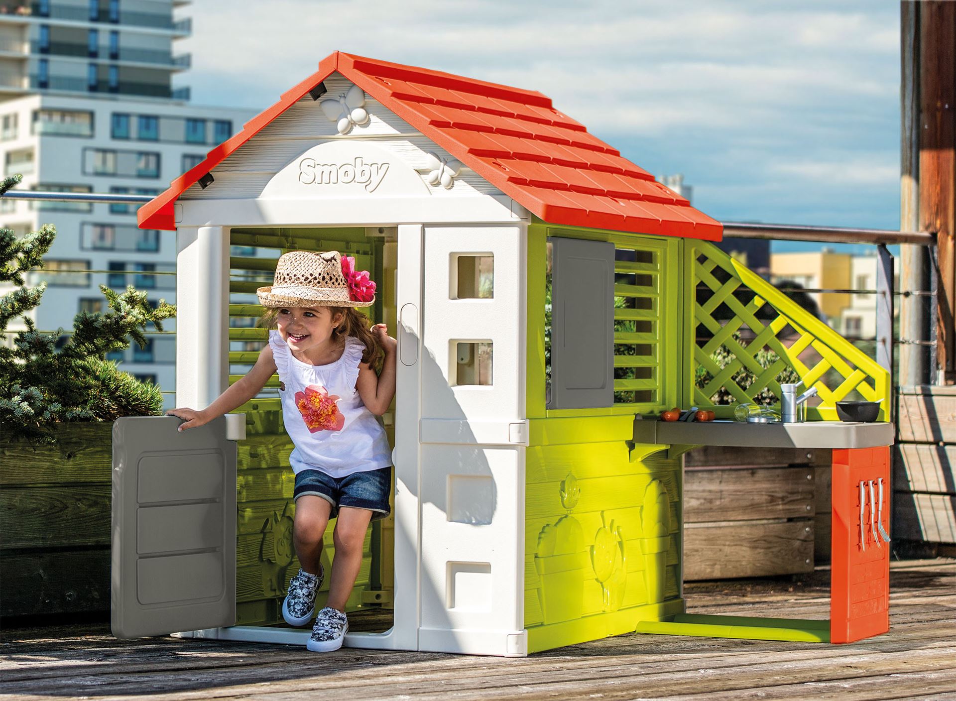 Smoby Nature playhouse with outdoor kitchen perfect for the little kitchen prince s