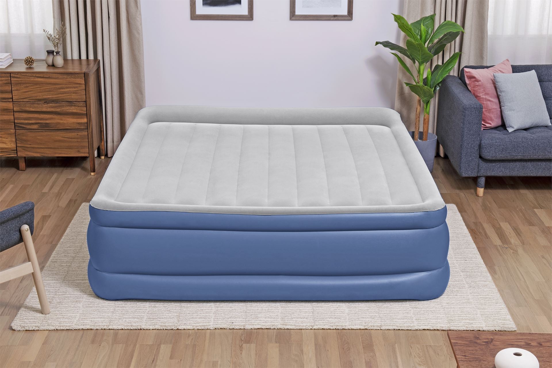 Bestway airbed 'Tritech King' - 203x193x56 cm - with side, built-in pump, deflating valve and pillow - blue/gray Bestway-2-03m-x-1-93m-x-56cm-Tritech-Air-Mattress-King-Built-in-AC-Pump